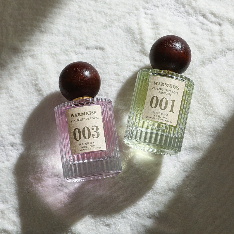 وتجد العطور المذهلة المذاق الناعم من العطور، details Picture