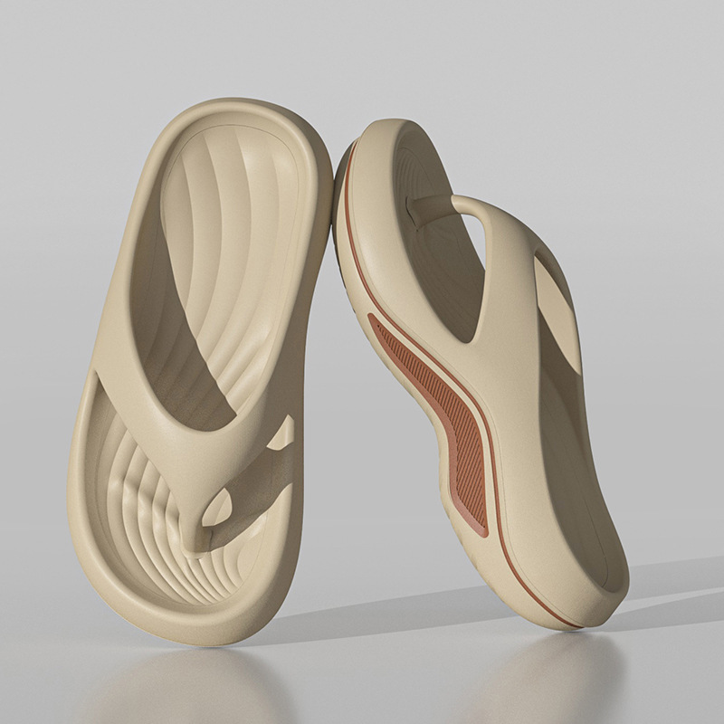 The new summer flip-flops for women to wear outside are thick-soled, fashionable and high-end. They are versatile for beach coolness Application Scenario