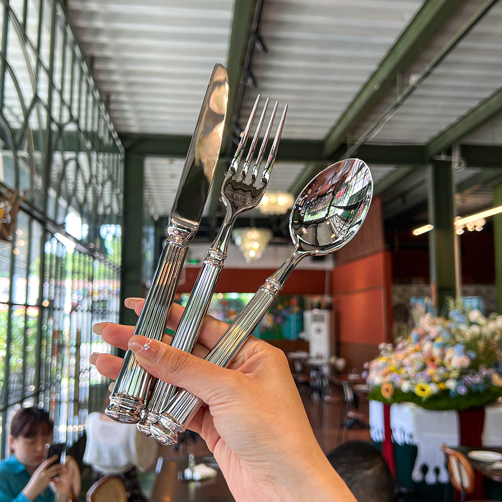 304 stainless steel knife, fork and spoon Roman column Western tableware set, high-end restaurant household steak knife, dessert spoon and fork