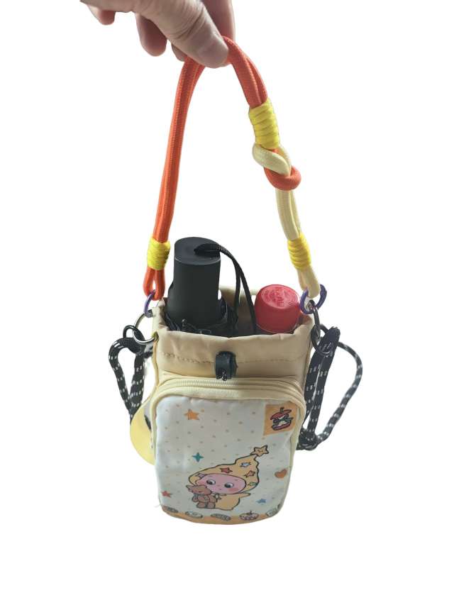 In 2026, the manufacturer's new dopamine single-shoulder bag is a convenient outdoor crossbody bag, a cartoon and cute outdoor water bottle bag, and a fashionable and versatile single-shoulder phone bag detail image 3