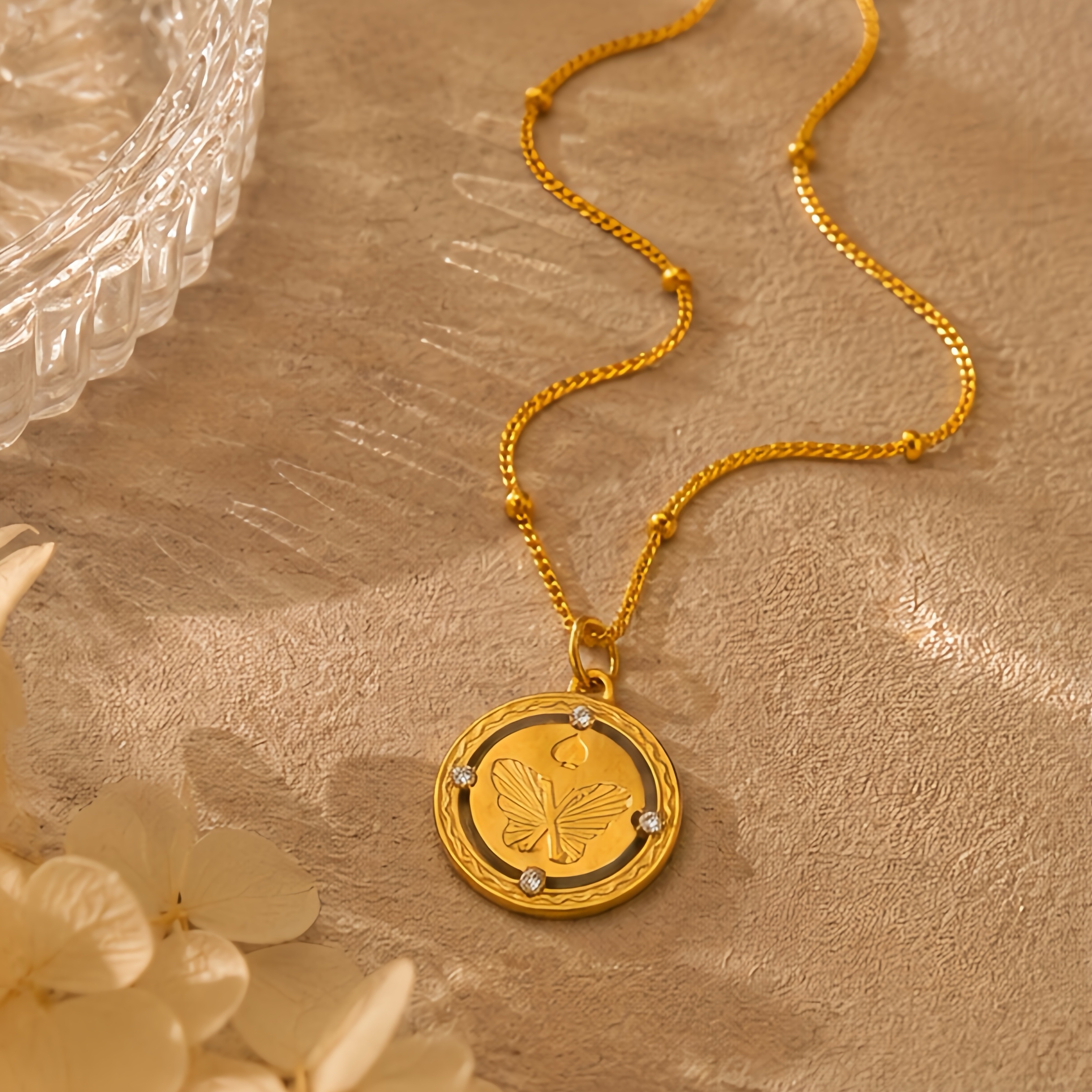 New Chinese-style relief butterfly hollowed-out round pendant, stainless steel small diamond corrugated frame snake bone chain, light mature style, niche atmosphere, daily versatile necklace details Picture