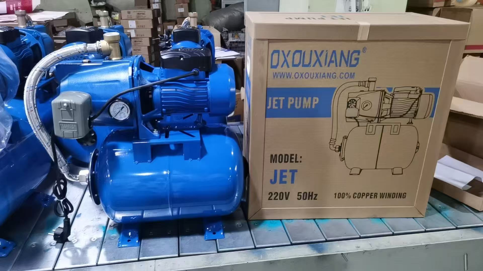 JET100L 1HP带压力罐家用自吸离心式增压泵高扬程大流量农业灌溉