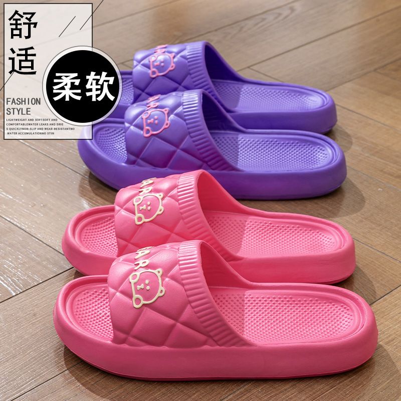 New foreign trade cartoon bear slippers for women, summer home, bathroom, shower room, comfortable cooling slippers for outdoor use Specification image