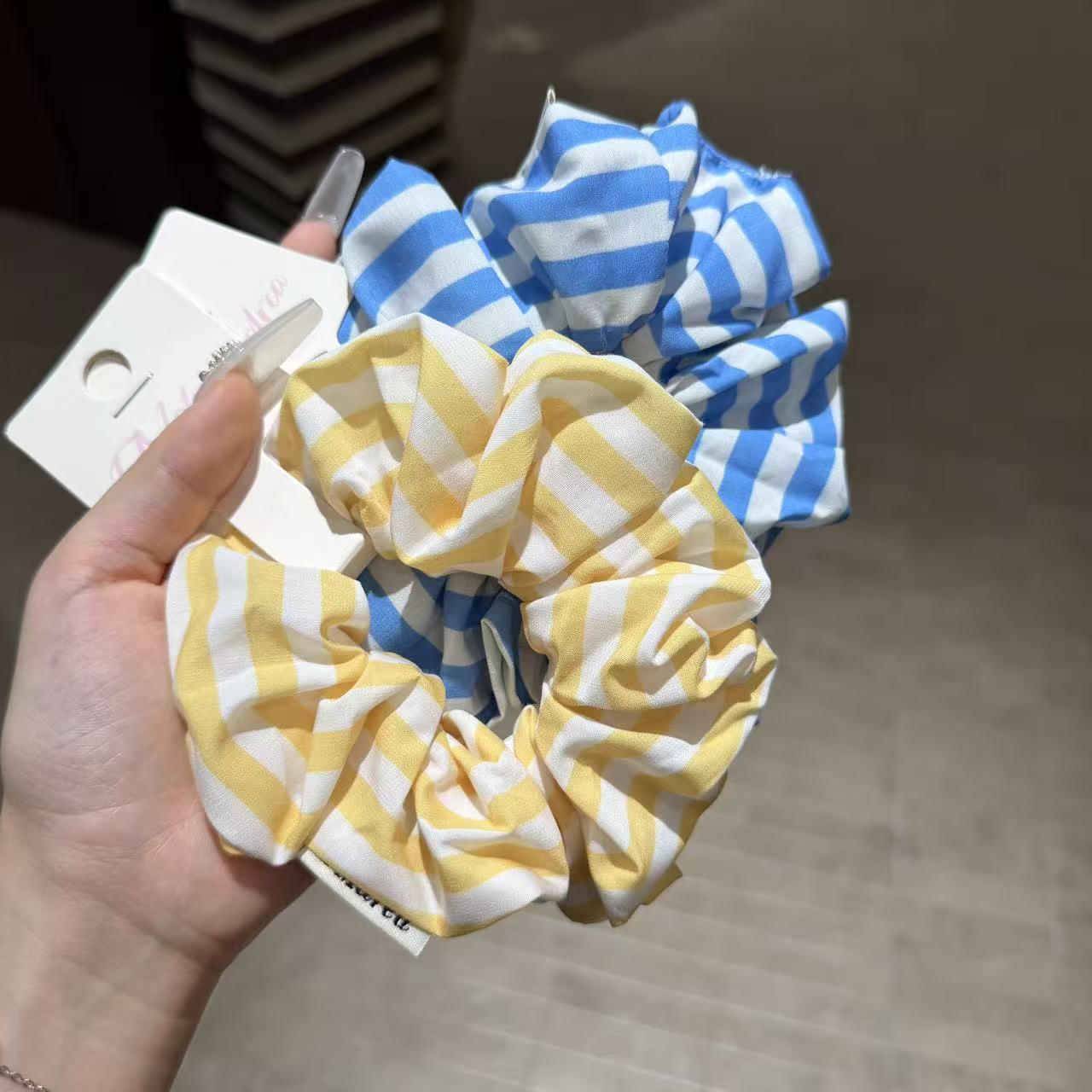 韩系清爽蓝黄条纹大肠圈 柔软布艺不伤发学生通勤元气马尾发绳发圈大肠发圈饰品发饰