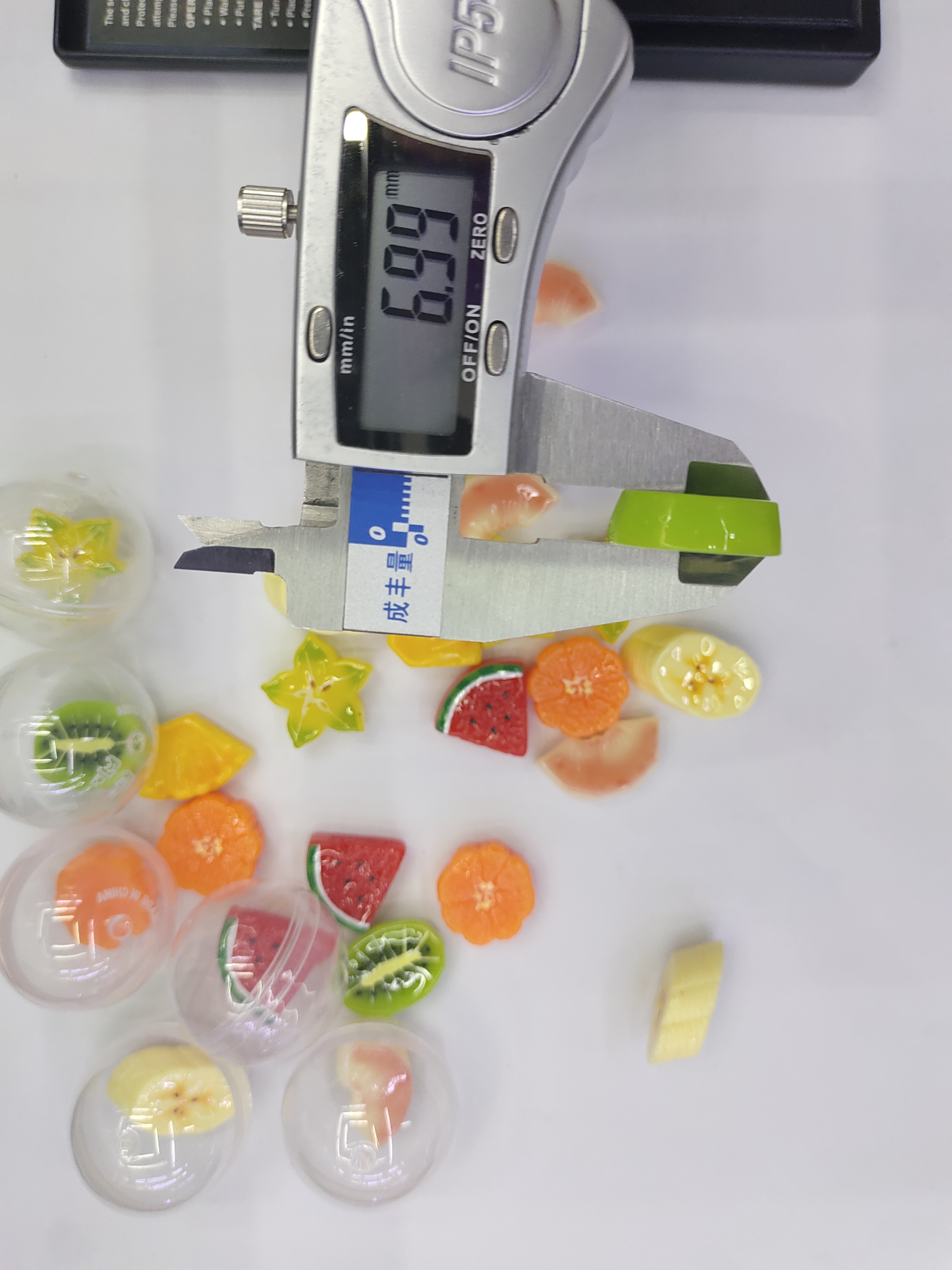32mm egg + Mini Miniature simulated fruit Series 2 Food Play resin diy jewelry accessories Gashapon toys can hold 32mm eggs Specification image