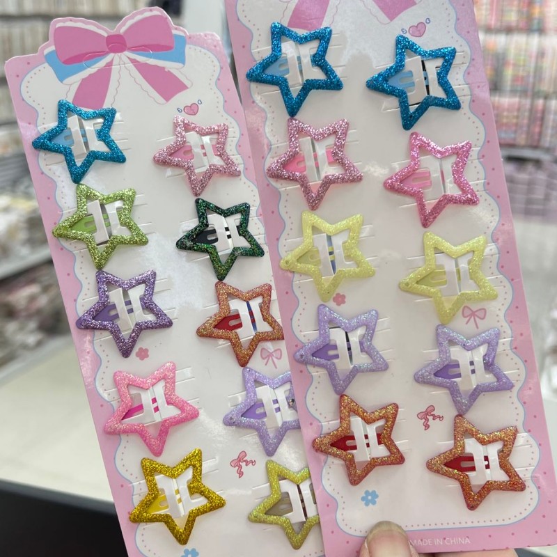 10 Dopamine Sparkling hair clips for women, side bangs clips, forehead five-pointed star clips, children's hair accessories Application Scenario
