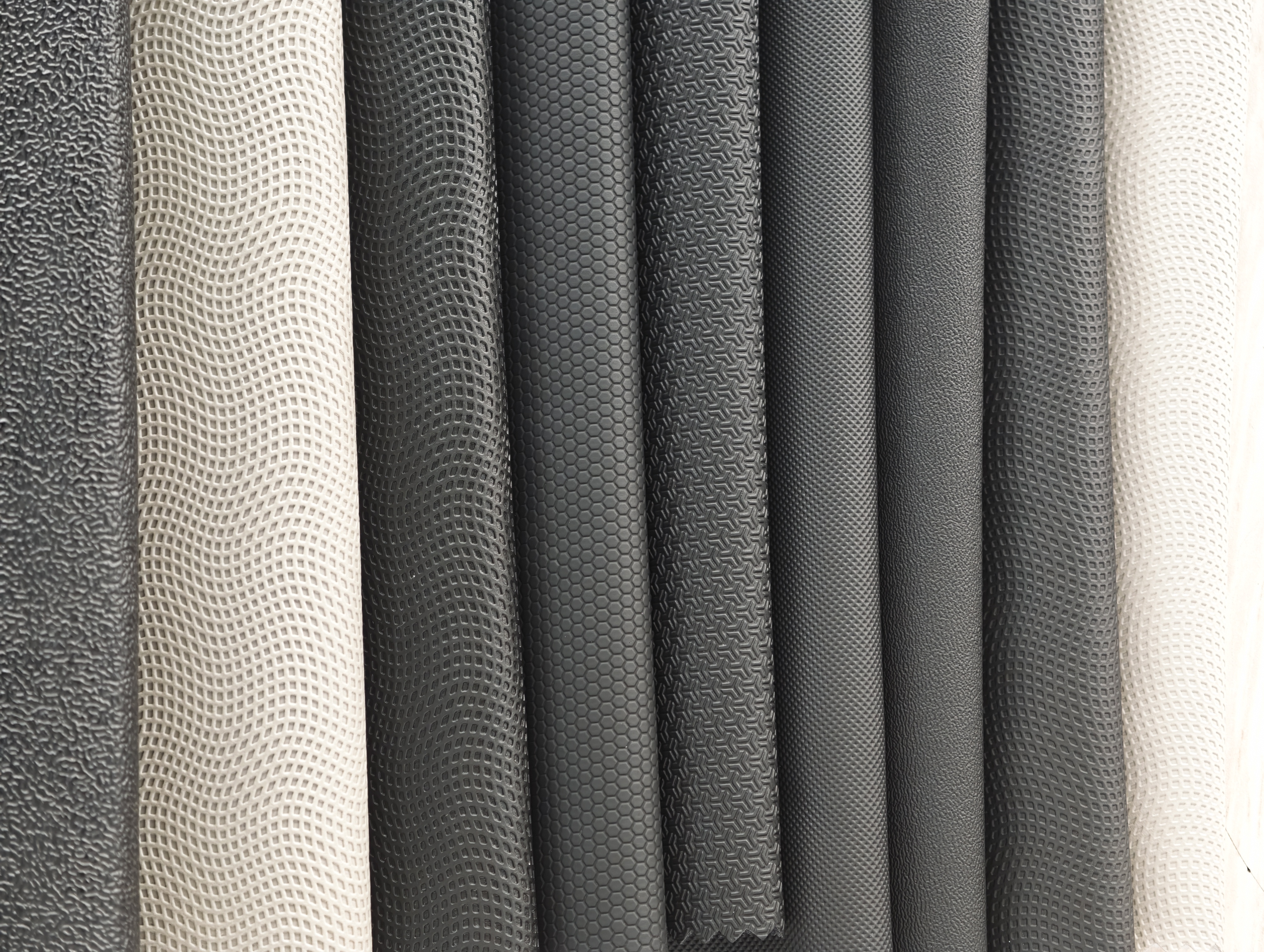 Touchscreen leather, ski gloves, outdoor sports, pets, and textile fabrics for bags