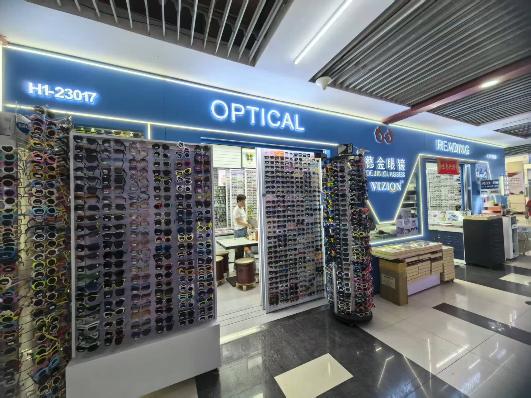 Yiwu Dejin Zhihao Optical Store describe pic - 4