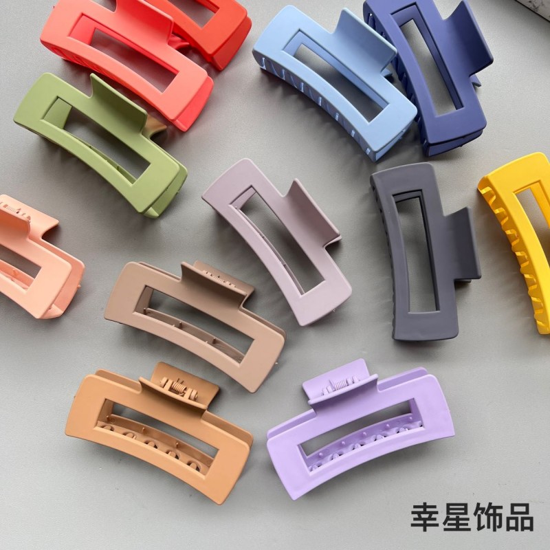 Meila's large hair clip for women, with a generous amount of hair and a high-end feel, is a hairpin for the back of the head, a shark clip, a headwear and hair accessory