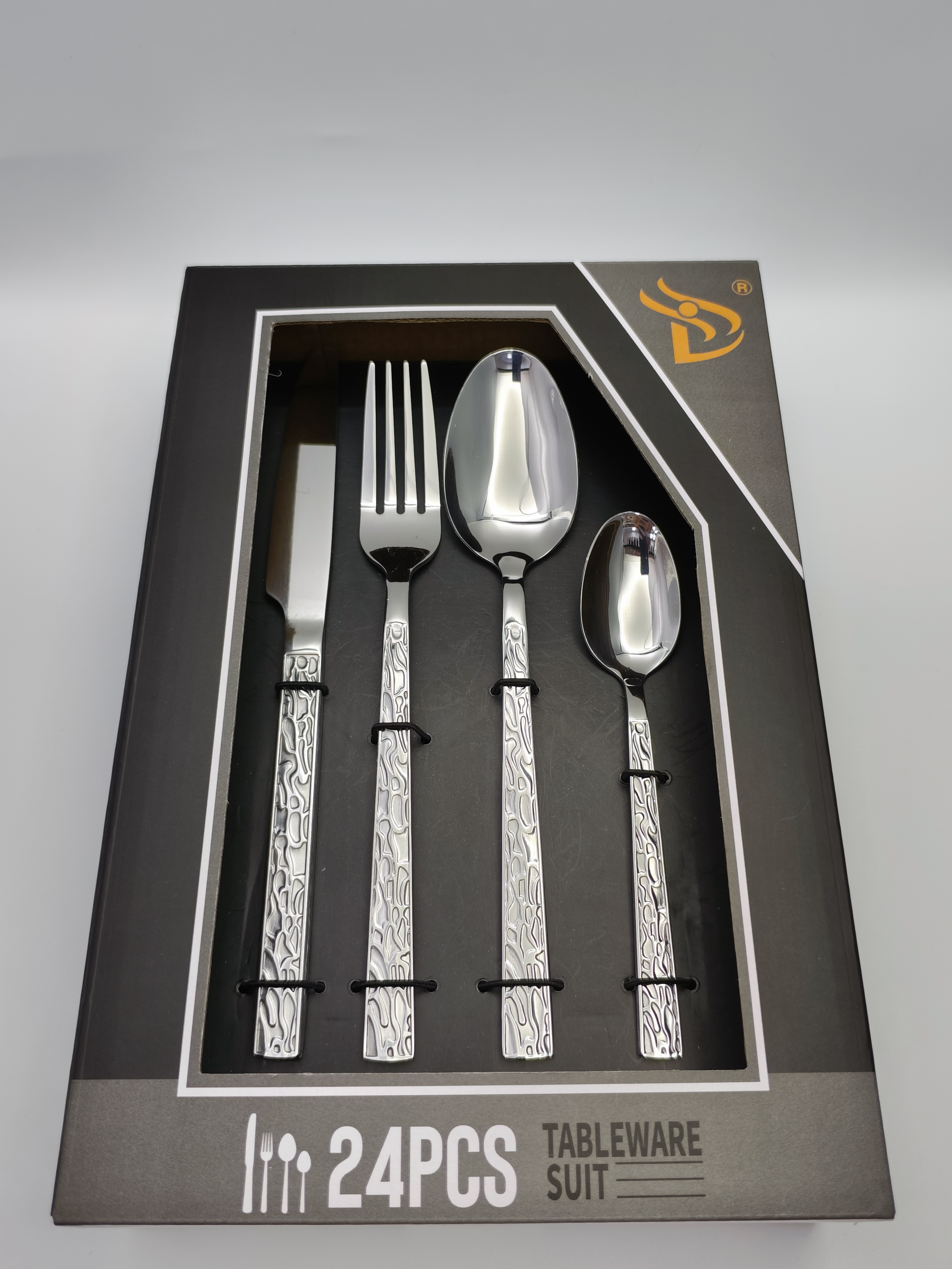 Silver stainless steel knife, fork and spoon five-pointed tableware set, black gift box, 24pieces set Silver stainless steel knife, fork and spoon five-pointed tableware set, black gift box, 24pieces set