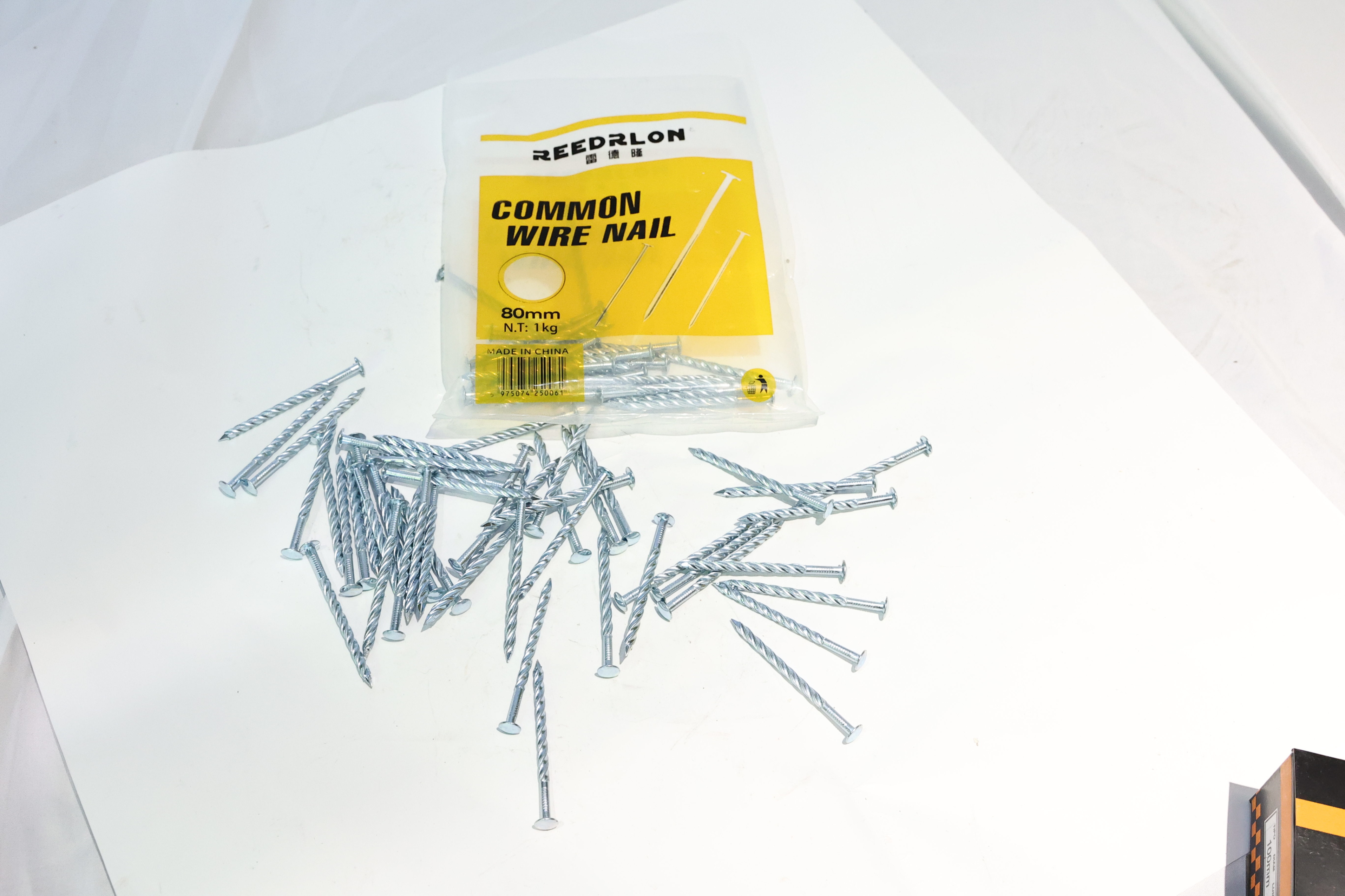 Серебристый оцинкованный шёлковый шип/гальванизид SCREW NAIL резьба для самонажатия на гвоздичные крепления металла pic 7