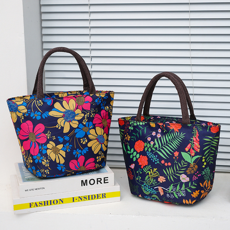 Waterproof hand-held flower cloth bag, bento bag, hand-held lunch box bag, mommy bag, small square bag, lunch bag, vegetable bag, street stall bag Specification image