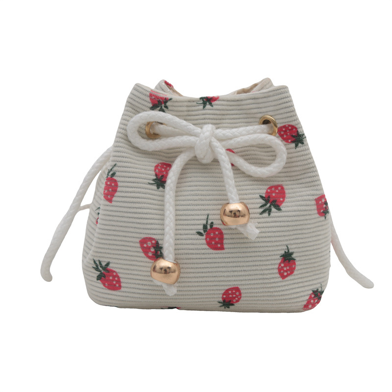 2024 Casual and simple bucket bag, fashionable and stylish, retro and trendy commuting bag, new single-shoulder bag for women in autumn and winter undefined