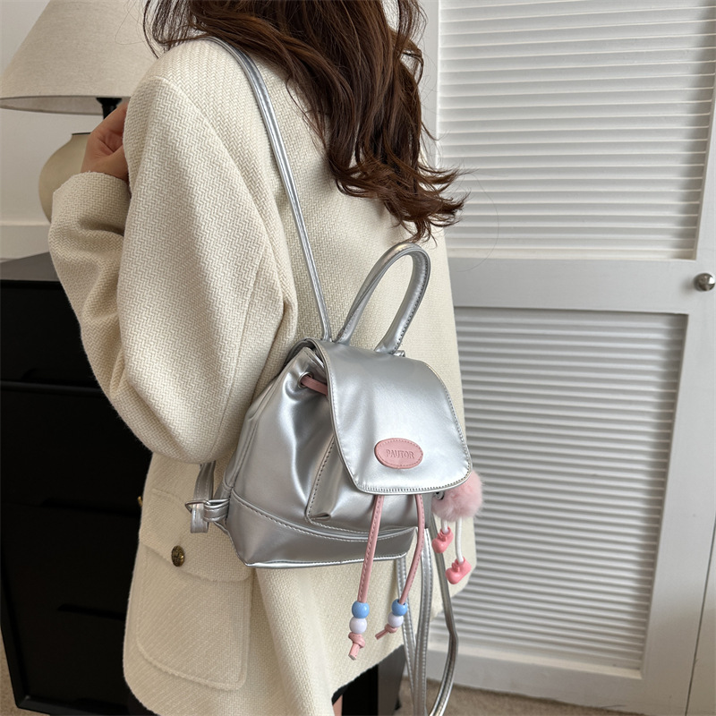 Fashionable and simple casual bag 2023 autumn/winter women's commuting quality backpack, stylish women's commuting crossbody bag Specification image