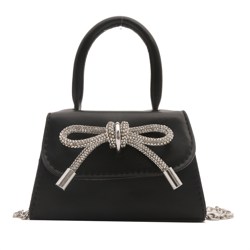 Candy-colored bow girls are trendy and stylish. This year, patent leather shiny chain personalized crossbody single-shoulder small square bags are in vogue undefined