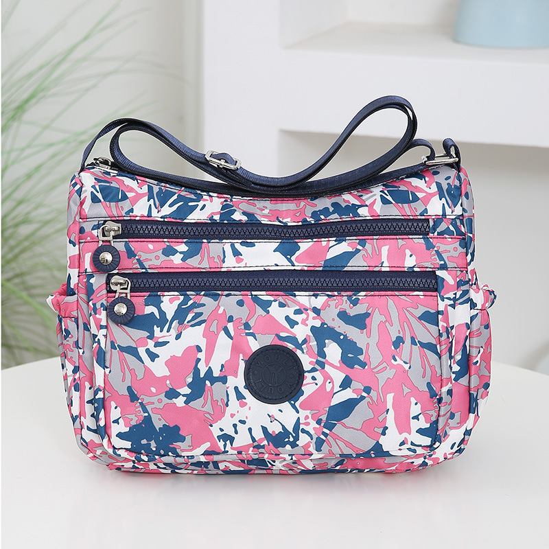Thickened nylon fabric women's bag, large-capacity single-shoulder crossbody bag, middle-aged mother's bag, lightweight travel backpack undefined