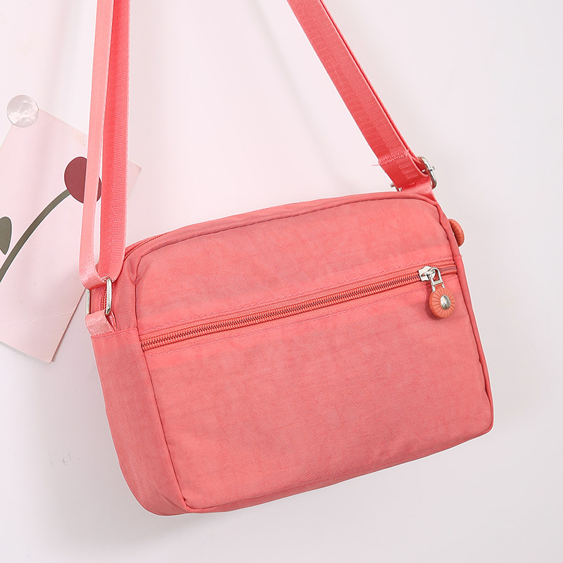 New washed nylon fabric women's bag, single-shoulder crossbody bag, middle-aged and elderly mother's bag, simple and versatile, cross-border export bag Specification image