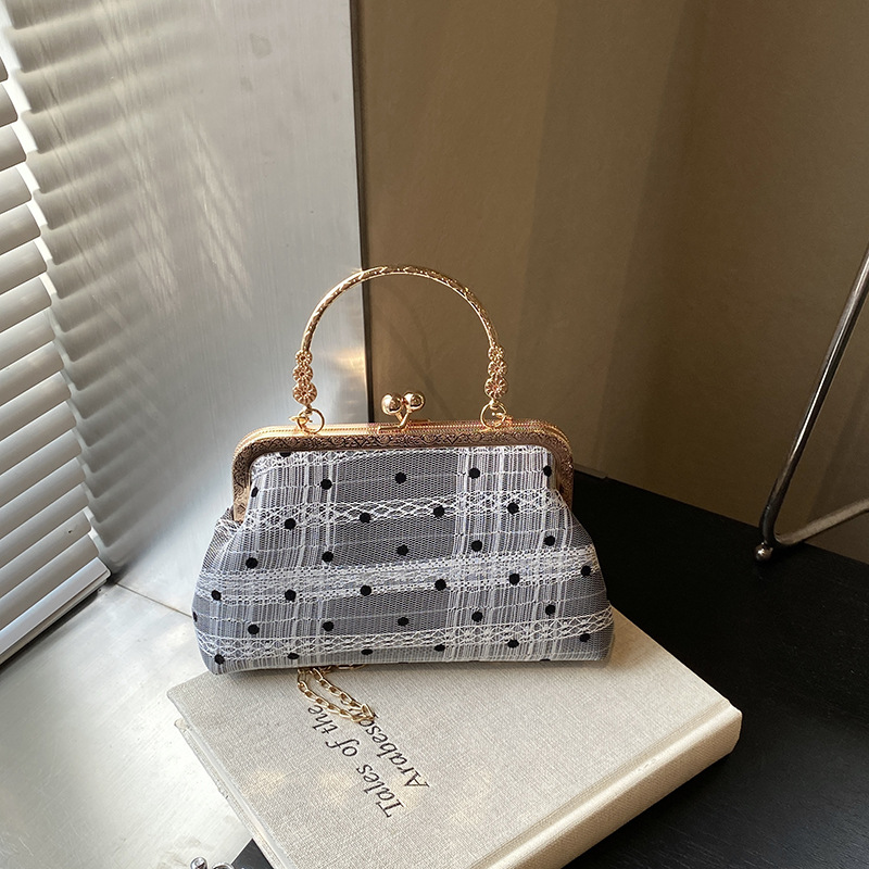 Fashionable bamboo joint handbag 2024 autumn new lace polka dot shell bag chain commuter crossbody single-shoulder bag full image