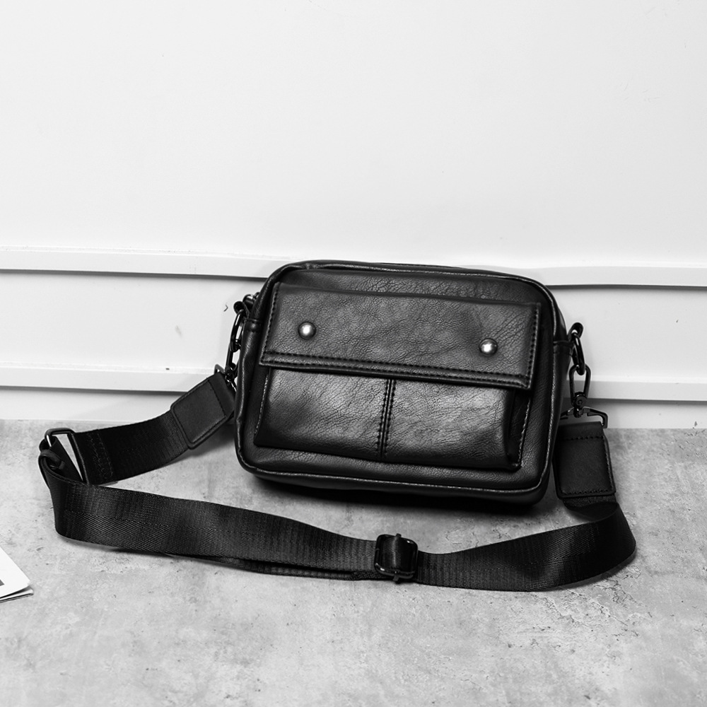 2024 New men's single-shoulder bag, a trendy leather sporty casual crossbody bag, a batch of Korean-style small crossbody bags for young people Application Scenario