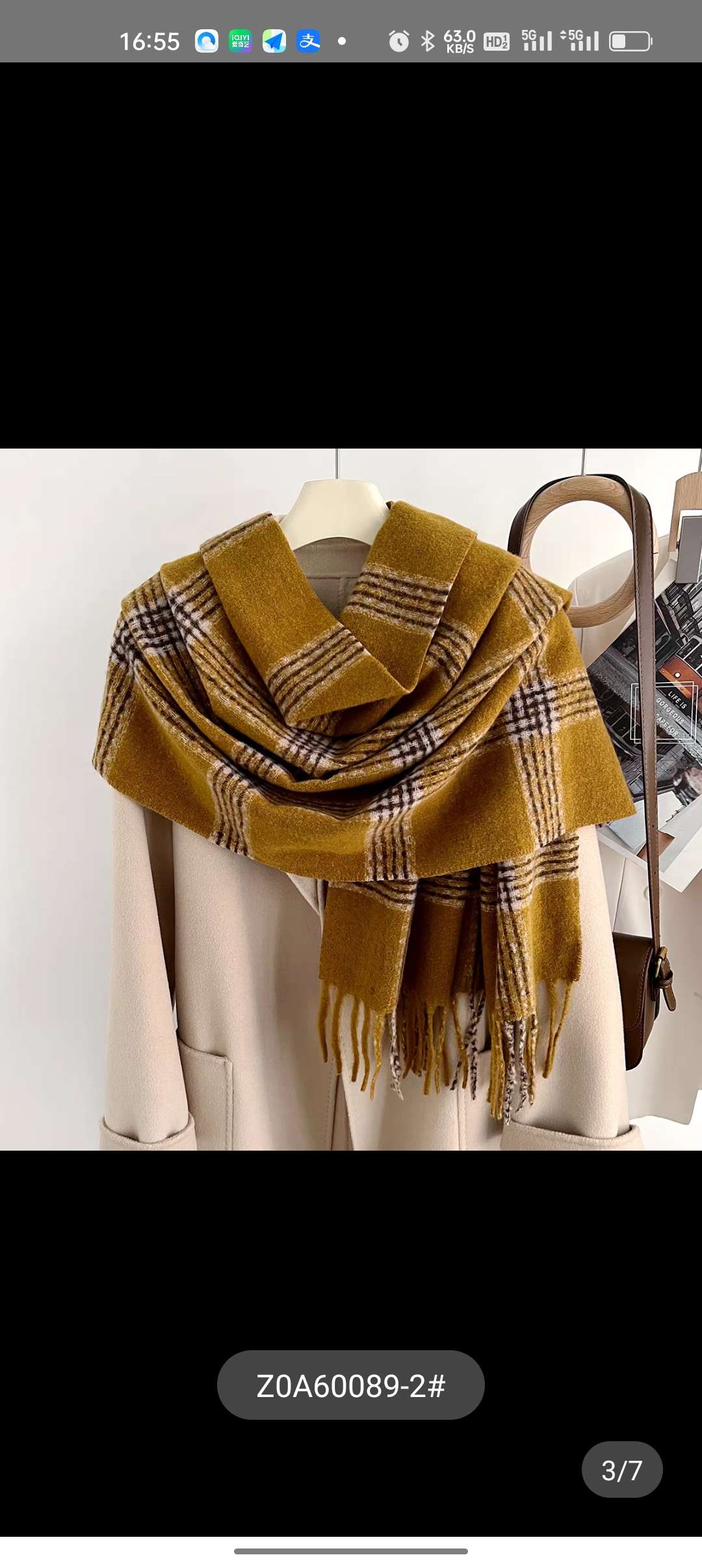 Autumn and winter atmosphere check scarf, retro tassel warm large shawl scarf, herringbone scarf Item Picture
