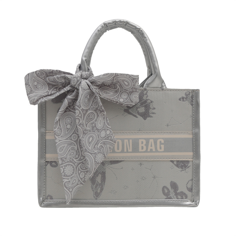 Cross-border bags: Women's summer hand-held large-capacity, high-quality women's bags, embroidered hand-held tote bags, high-quality commuting underarm bags undefined
