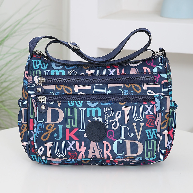 Thickened nylon fabric women's bag, large-capacity single-shoulder crossbody bag, middle-aged mother's bag, lightweight travel backpack undefined
