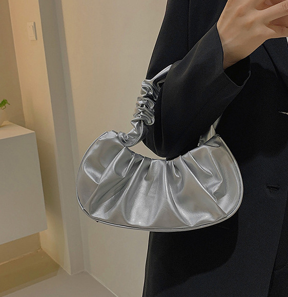 "Bag Girl 2022 New Korean-style single-shoulder dumpling bag, French bag, fashionable cloud bag, pleated hand-held armpit bag. undefined