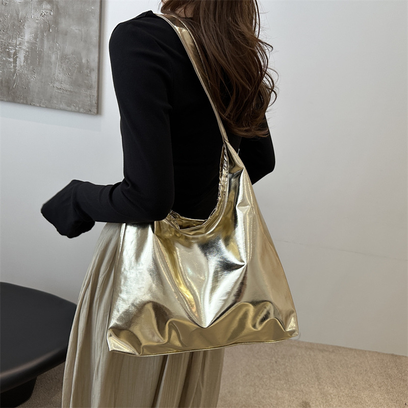 Shiny two-piece underarm women's bag 2024 Autumn new style, fashionable and simple, large-capacity and stylish single-shoulder tote bag details Picture