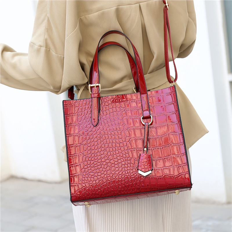 New 2021 women's bag, mother and child bag, niche design, hand-held women's Korean-style crossbody bag, trendy and fashionable details Picture