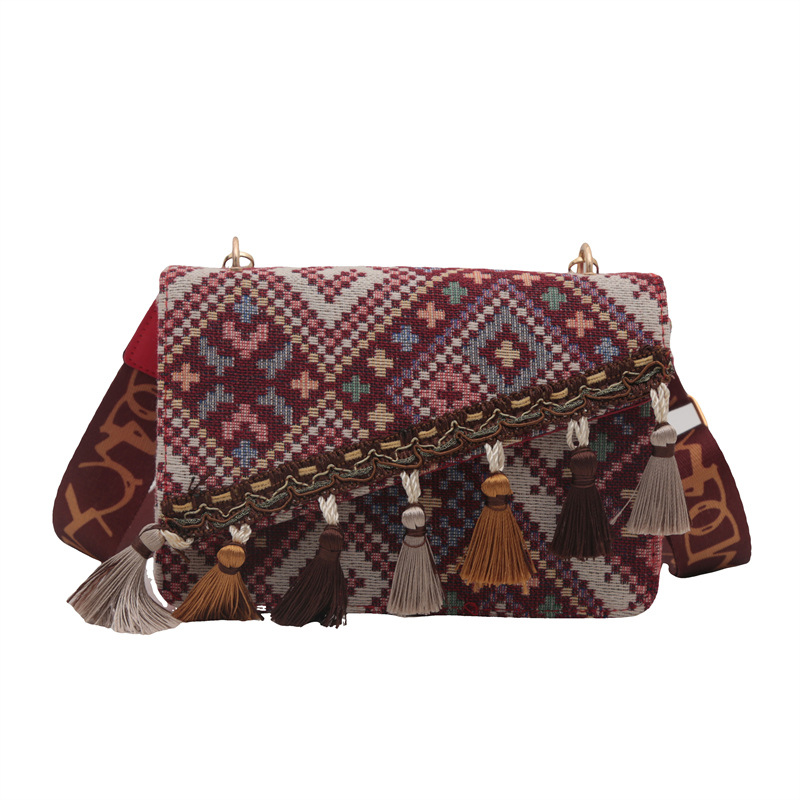 In 2024, a new style of traditional Chinese style with a unique and trendy look, featuring a stylish Su wide shoulder strap and a small square women's bag for a single shoulder and crossbody undefined