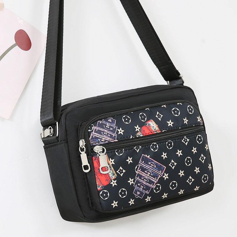 Best-selling printed fabric bags, women's bags, casual and versatile crossbody bags, large-capacity and durable mom bags, stall bags wholesale undefined