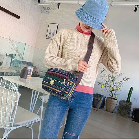 Ethnic style women's bag manufacturer wholesale new fashionable canvas crossbody bags for middle-aged and elderly people with multiple compartments and large capacity single-shoulder bags Specification image