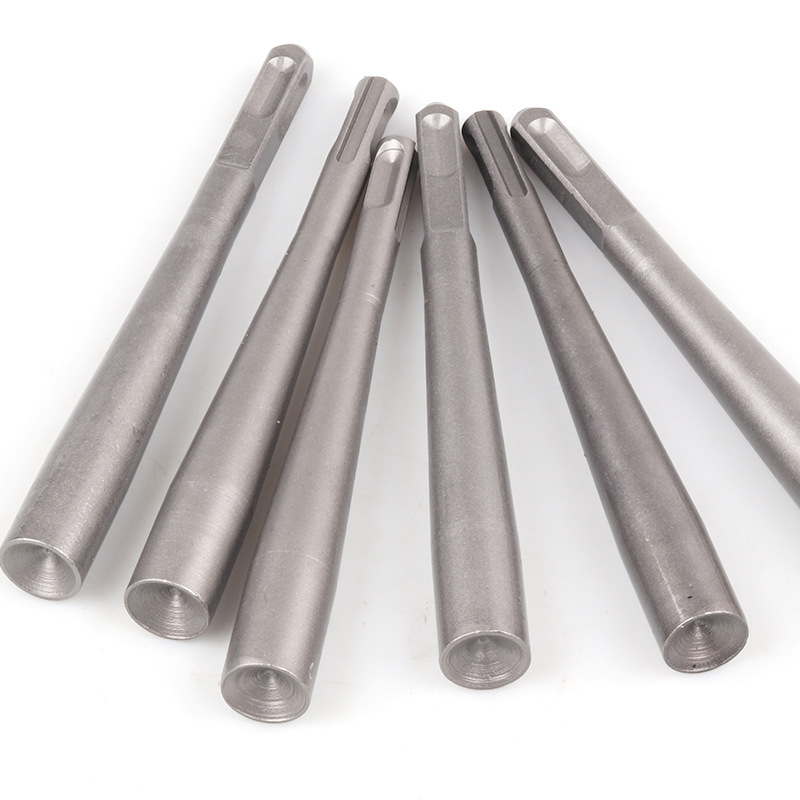 Threaded nail driver, road ground nail, speed bump special nail, thickened cap, thick steel nail, striking sleeve, hammer head Application Scenario