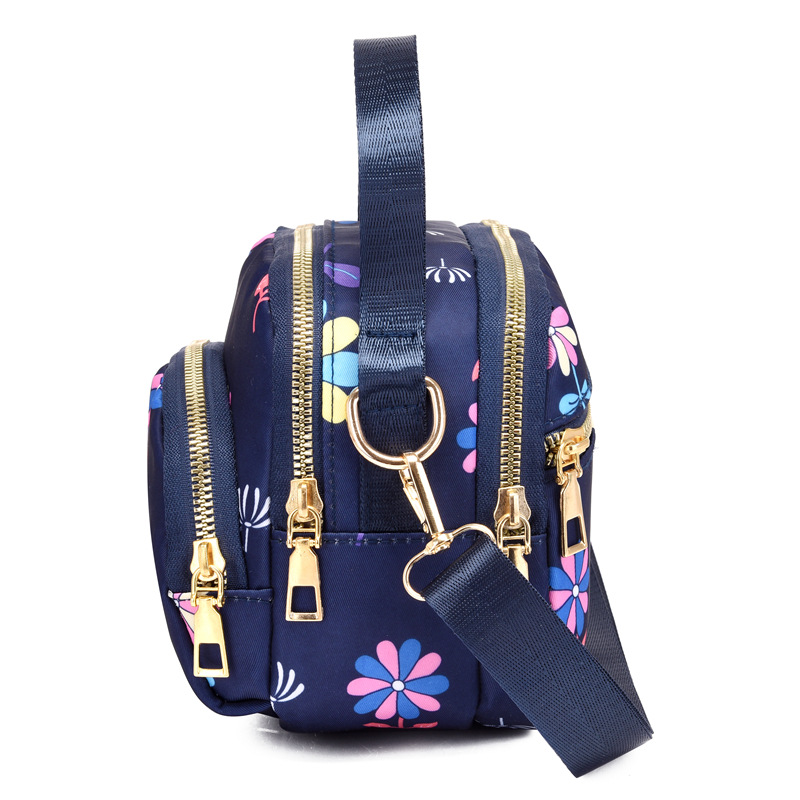 Wholesale nylon fashionable single-shoulder bags, new trendy and versatile shell bags, large-capacity crossbody bags, mobile phone loose change women's bags Specification image