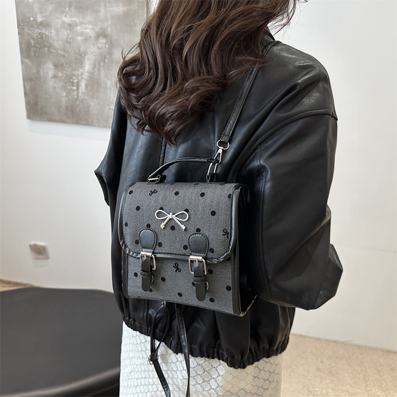 Simple and lightweight student backpack, women's casual and fashionable handbag, 2024 autumn new polka dot bow crossbody bag details Picture