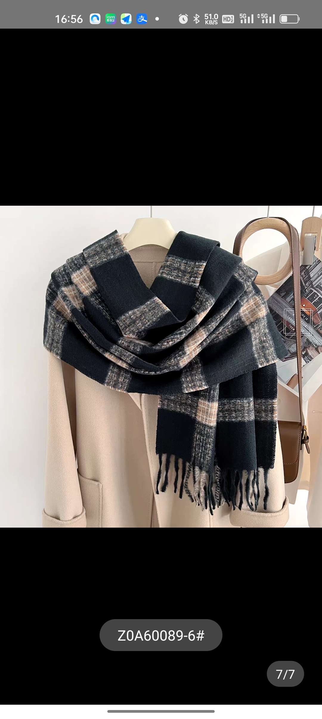 Autumn and winter atmosphere check scarf, retro tassel warm large shawl scarf, herringbone scarf details Picture