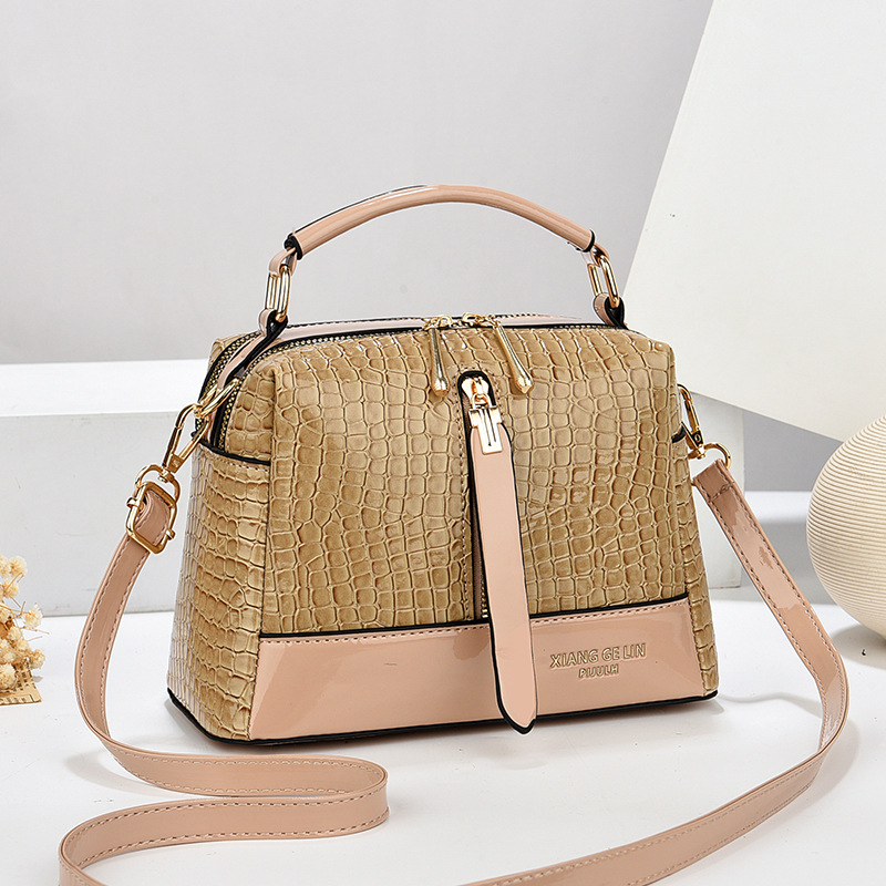 A must-have fashion crossbody bag for women, a versatile summer bag for 2025, a new bestseller from an export manufacturer, a hand-held women's single-shoulder bag undefined