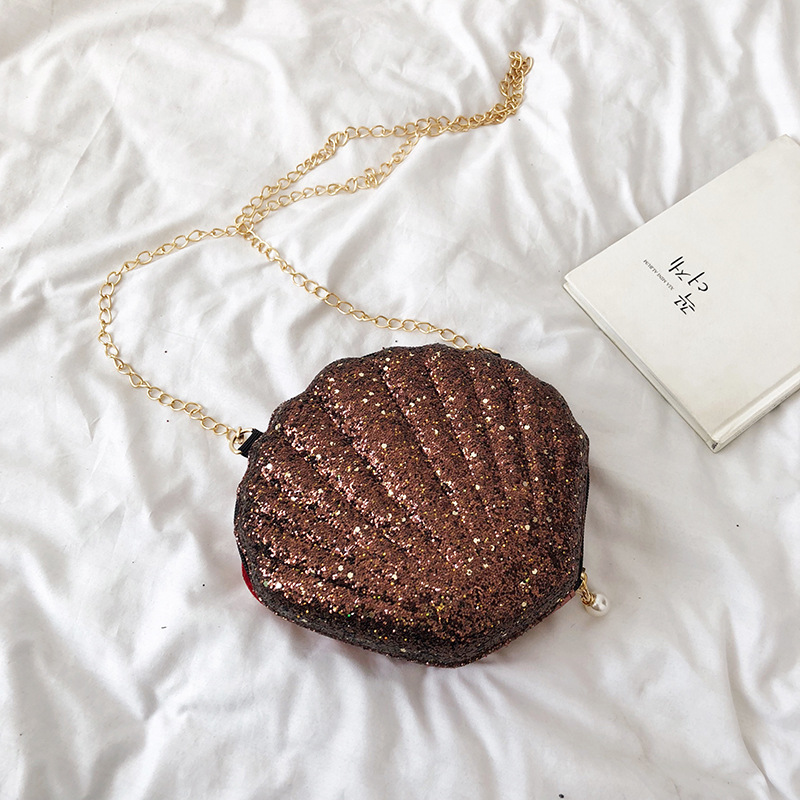 The new women's bag style in 2019 is a trendy, mini and stylish shell bag for women's crossbody undefined