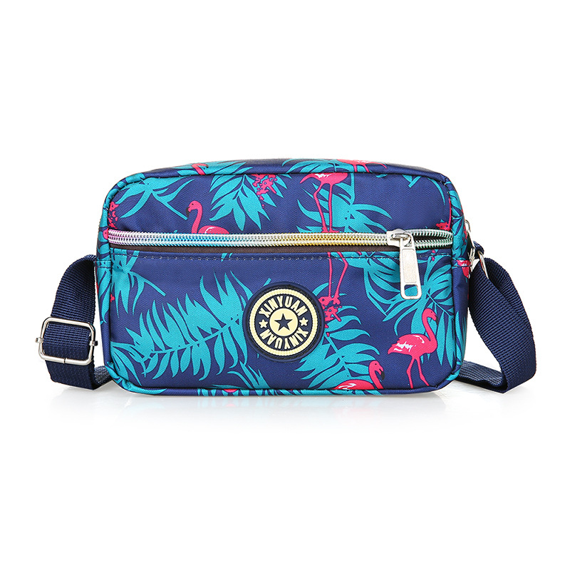 Wholesale of new bags: Women's Oxford cloth single-shoulder crossbody bags, middle-aged and elderly floral cloth small bags, loose change mobile phone bags, and street stall bags Item Picture