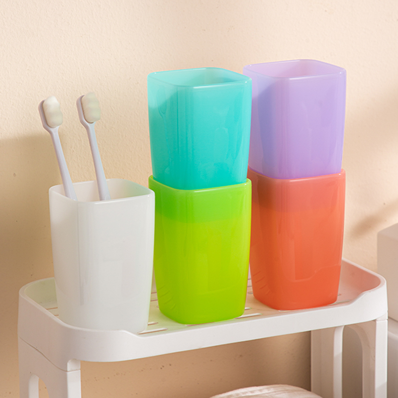 【CL】25Q4#6119 Mengfen Square Water Cup (320ml) Red + Green + Blue + Purple Mixed Application Scenario