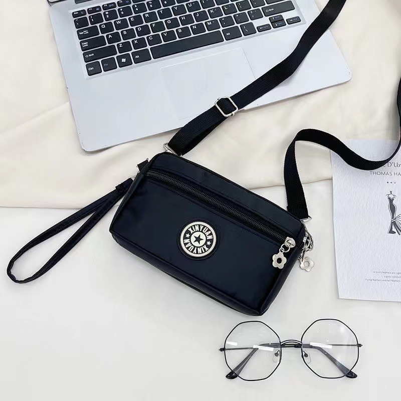 Three-layer zipper handbag for women, Oxford waterproof key storage bag, single-shoulder crossbody small square bag, casual and versatile undefined