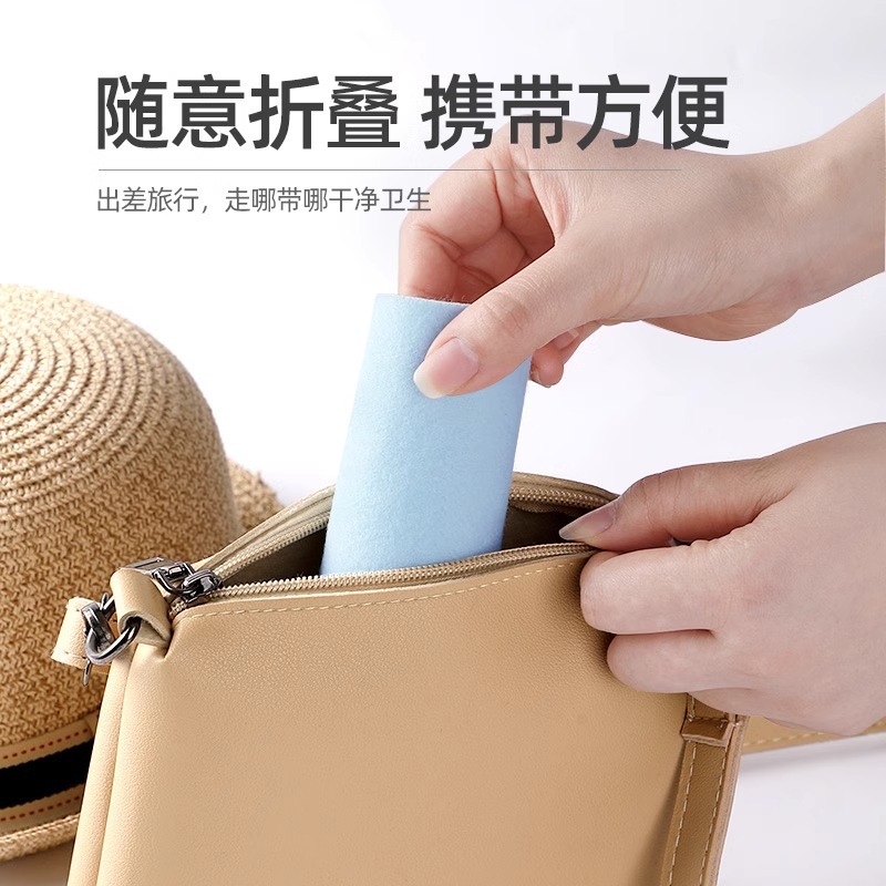 All-season universal toilet seat cover, household washable toilet seat cover, cute cartoon adhesive waterproof toilet seat cover Application Scenario