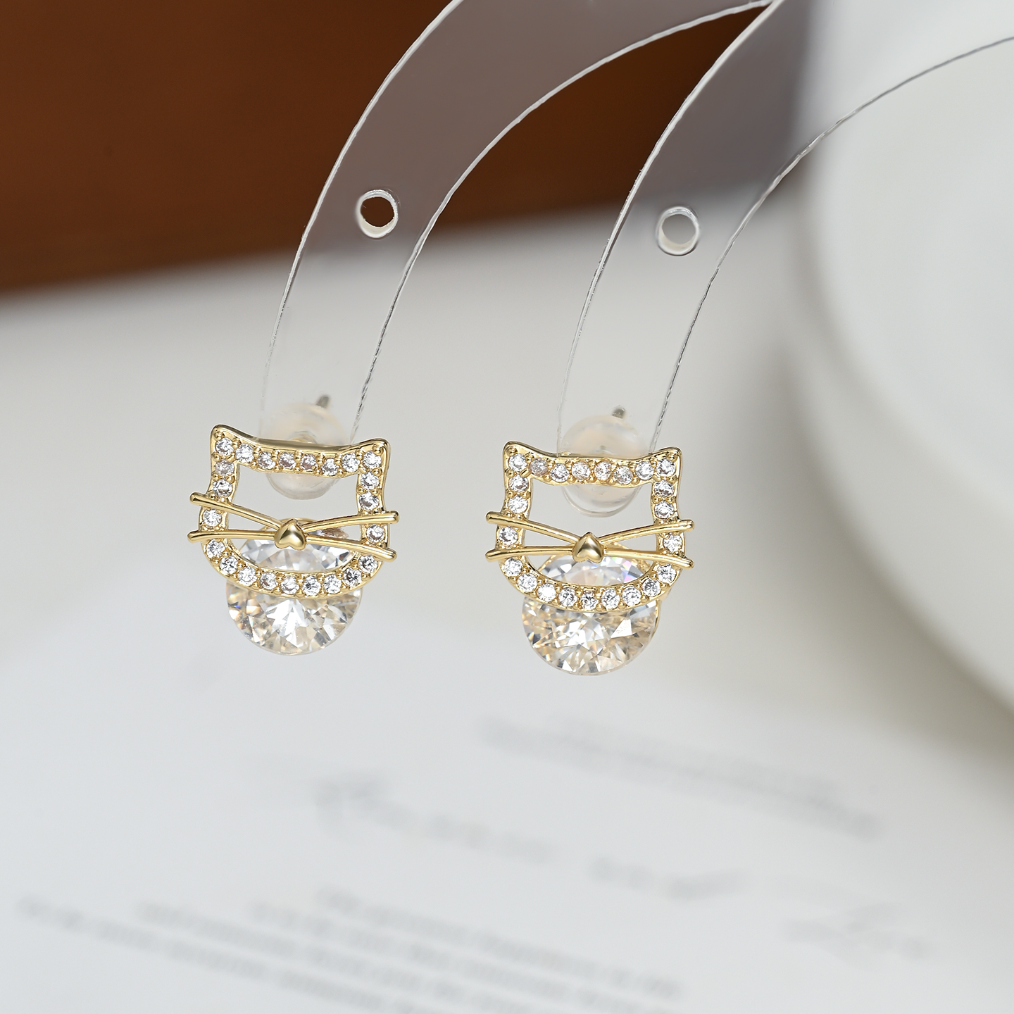Golden hollowed-out cat stud earrings for girls, cute heart, big beard, teardrop zircon, a niche and versatile daily outfit for girls Item Picture