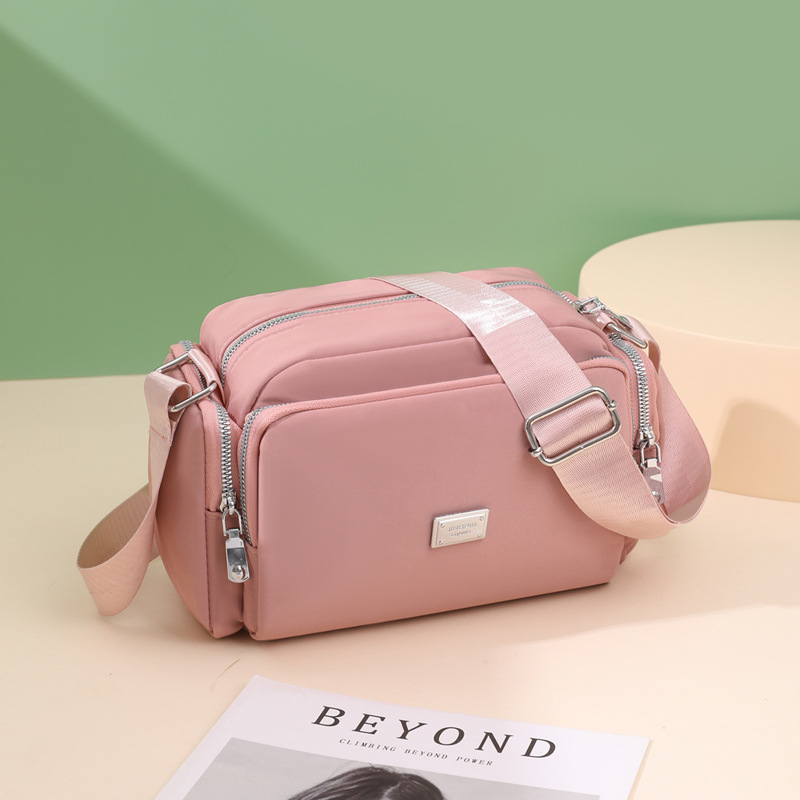 New casual, trendy and simple women's bag, Korean-style fashionable small square bag, single-shoulder crossbody bag, versatile and high-end quality bag for women Specification image