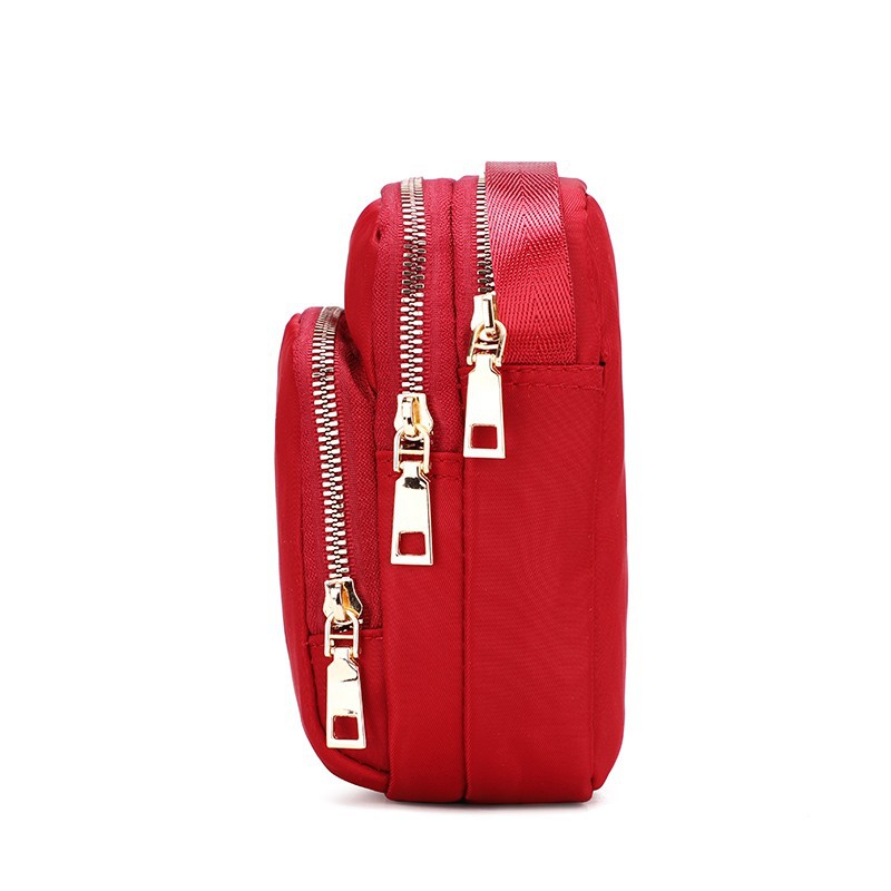 A 2022 new trendy and versatile women's bag made of Oxford fabric, a lightweight single-shoulder crossbody bag with loose change, a mobile phone bag and a mini bag Specification image