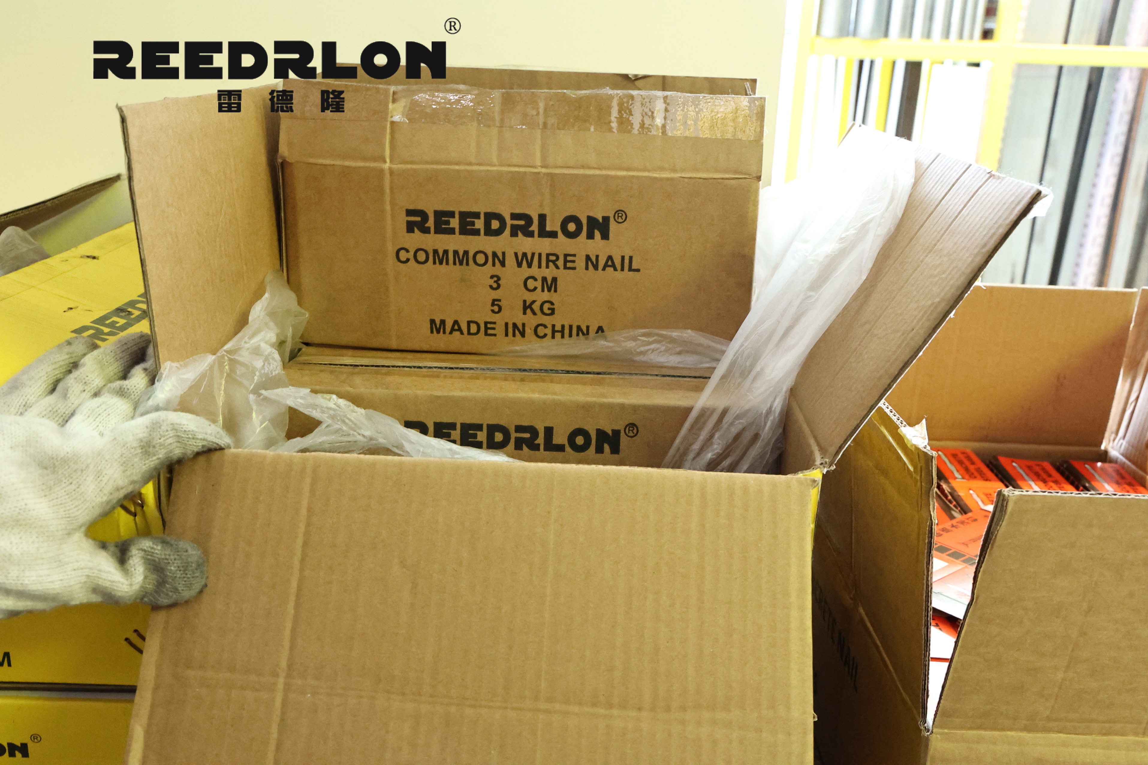 Galvanized golden color iron nails pic 15