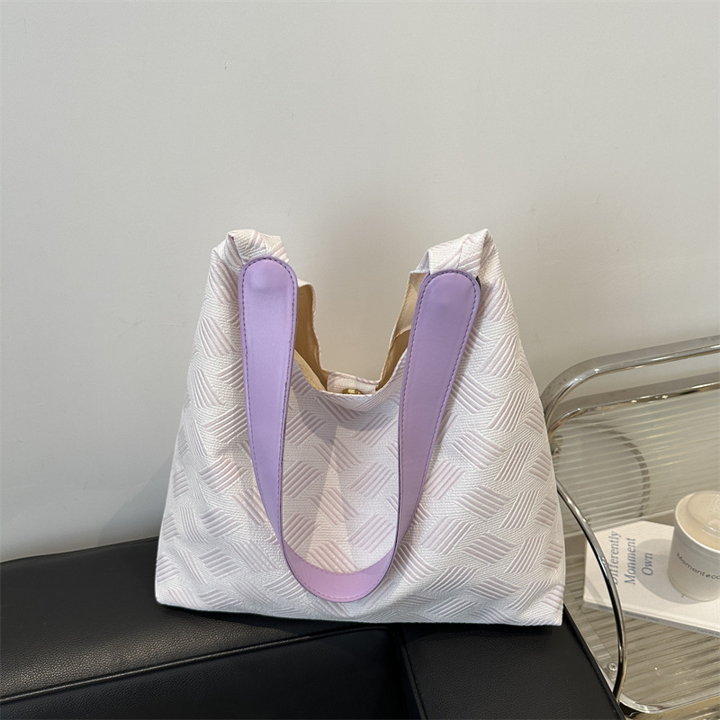 Fashionable and versatile, fresh and sweet, bubble-designed women's bag, large-capacity commuting student shoulder bag, underarm bag
