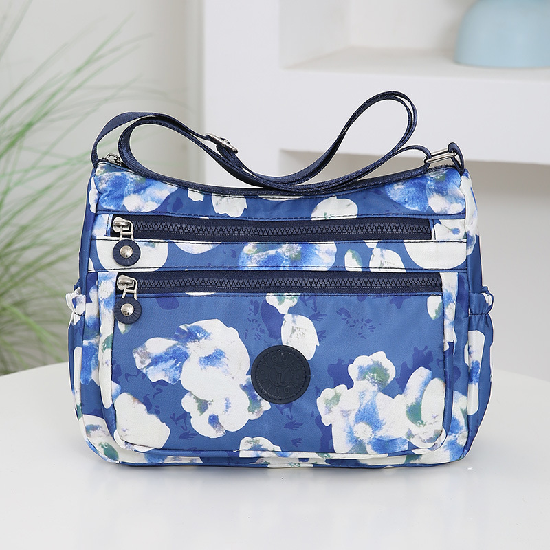 Thickened nylon fabric women's bag, large-capacity single-shoulder crossbody bag, middle-aged mother's bag, lightweight travel backpack undefined