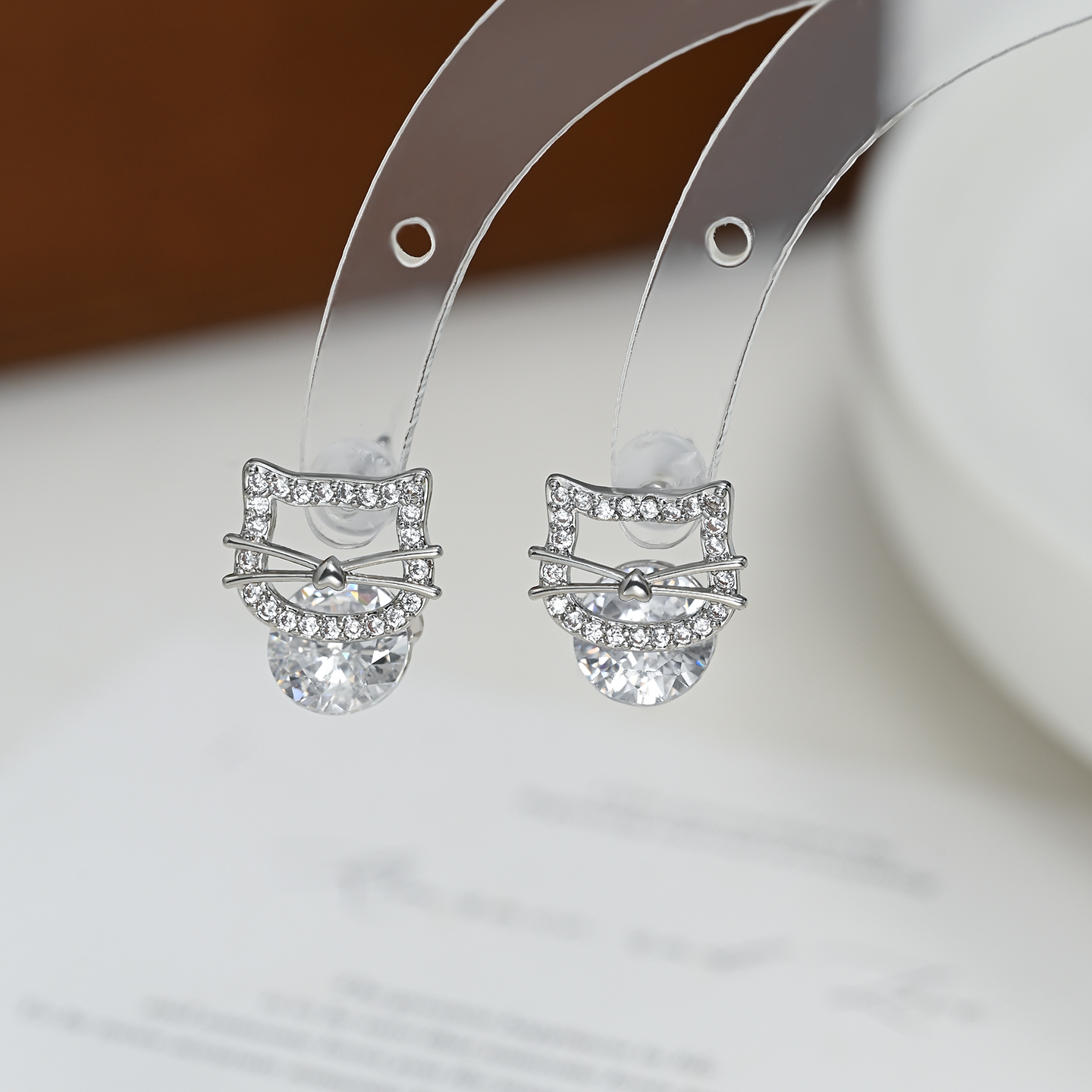 Golden hollowed-out cat stud earrings for girls, cute heart, big beard, teardrop zircon, a niche and versatile daily outfit for girls pic 5