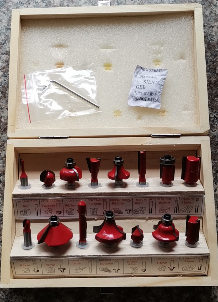15-piece set of woodworking milling cutter 15PC trimming cutter, specifically designed for woodworking engraving machines, bakelite milling machines and trimming machines undefined